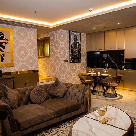 Number One Oxford Street Hotel & Suites Akra Dış mekan fotoğraf