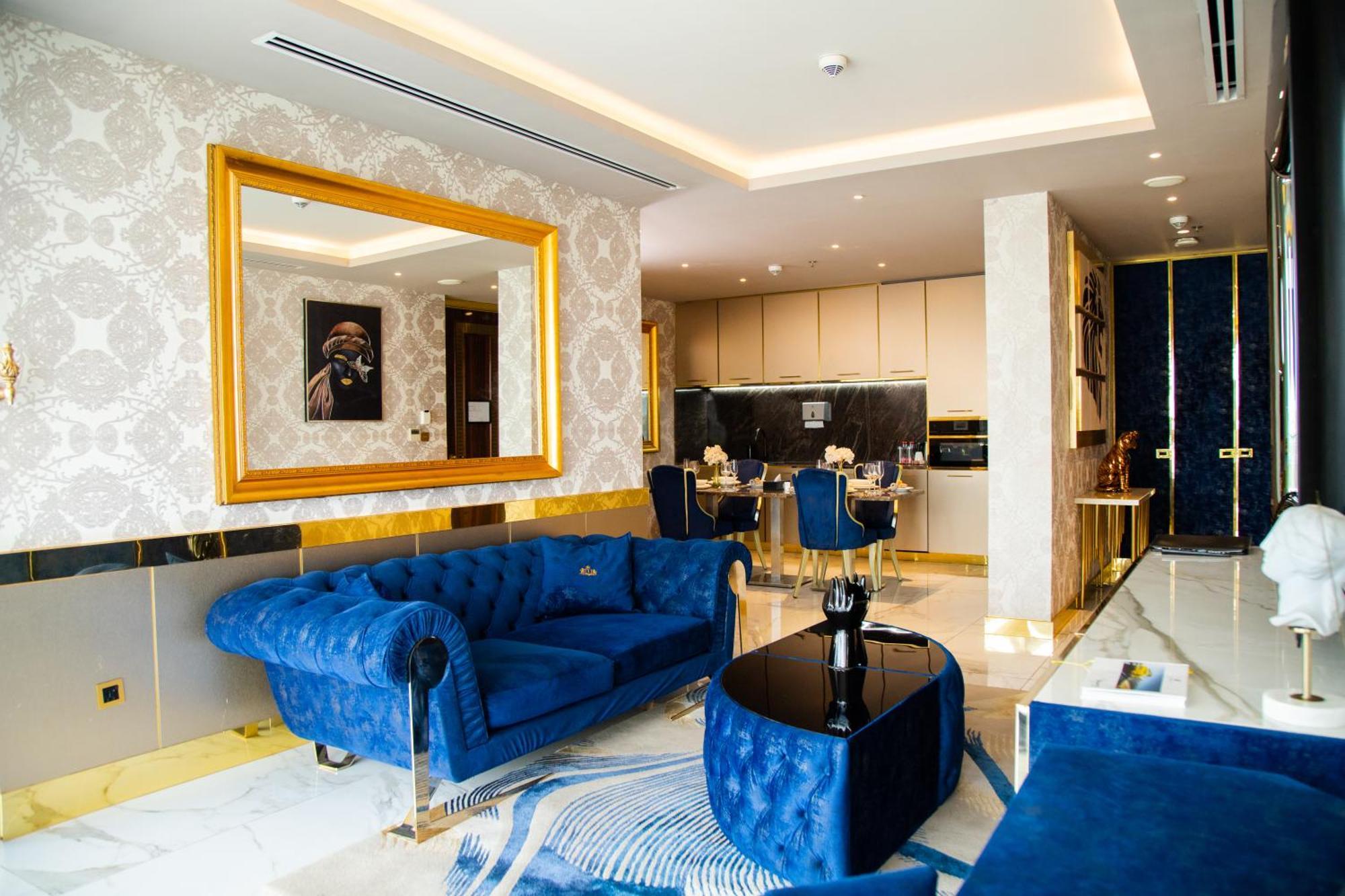 Number One Oxford Street Hotel & Suites Akra Dış mekan fotoğraf